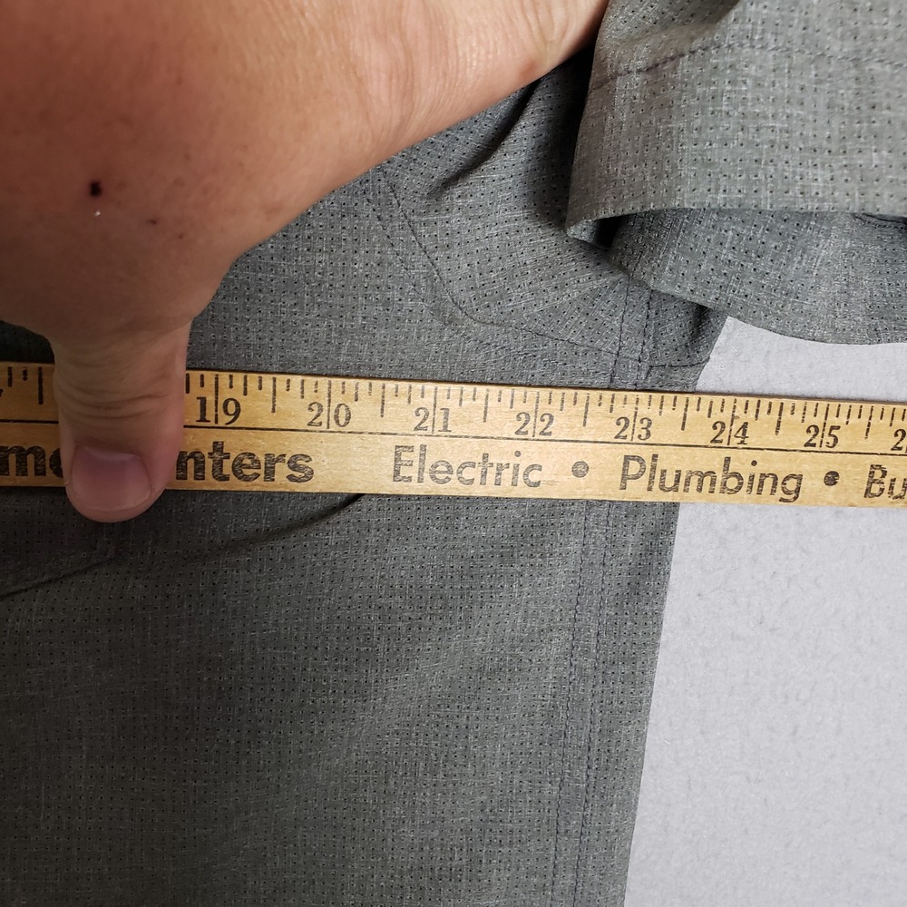 Marmot Aeroba Short Sleeve Button Up Gray Office Travel Minimalist Size L - Picture 4 of 9